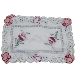 Gold Coast Pink Tulip Cutout Floral Thin Cloth Placemats Set of 8  13" x 18"